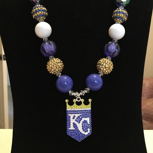 Jewelry - Very Bling KC Royals necklace
